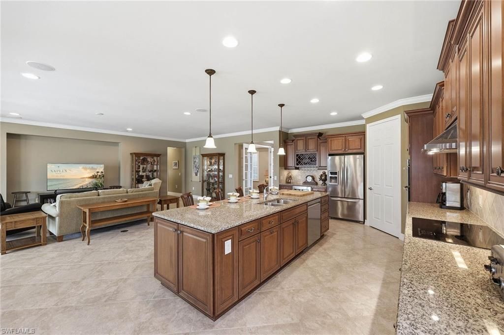 8562 Veronawalk Cir , Naples, FL 34114 Photo