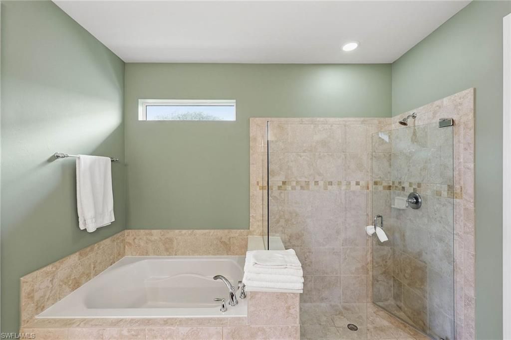 8562 Veronawalk Cir , Naples, FL 34114 Photo