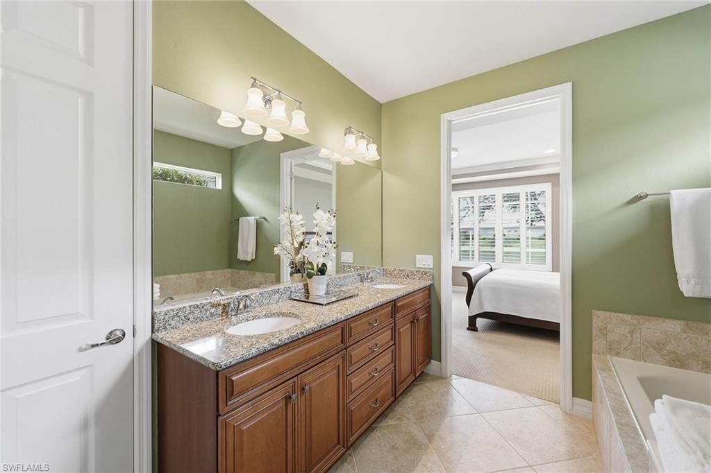 8562 Veronawalk Cir , Naples, FL 34114 Photo