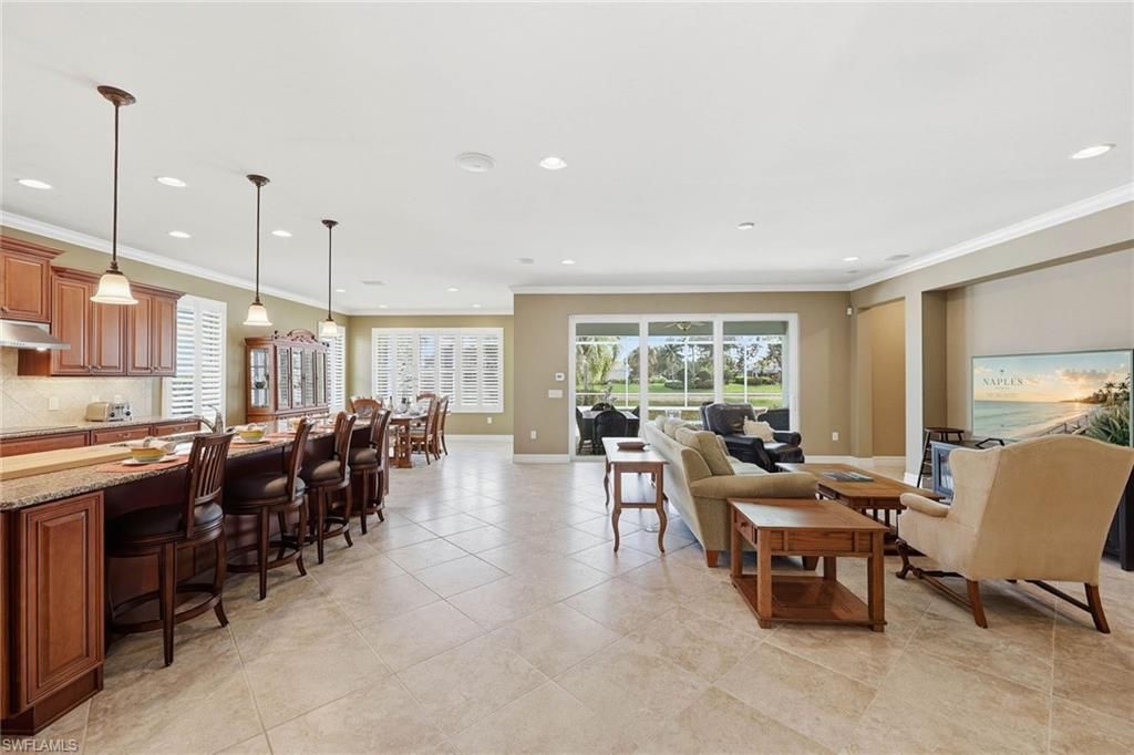 8562 Veronawalk Cir , Naples, FL 34114 Photo