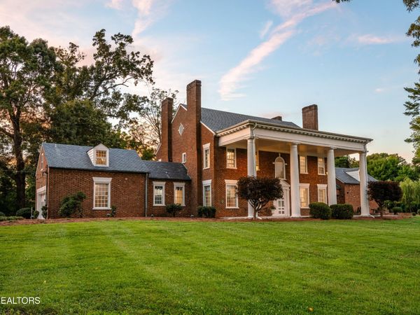 2112 Manor Drive , Knoxville, TN 37920