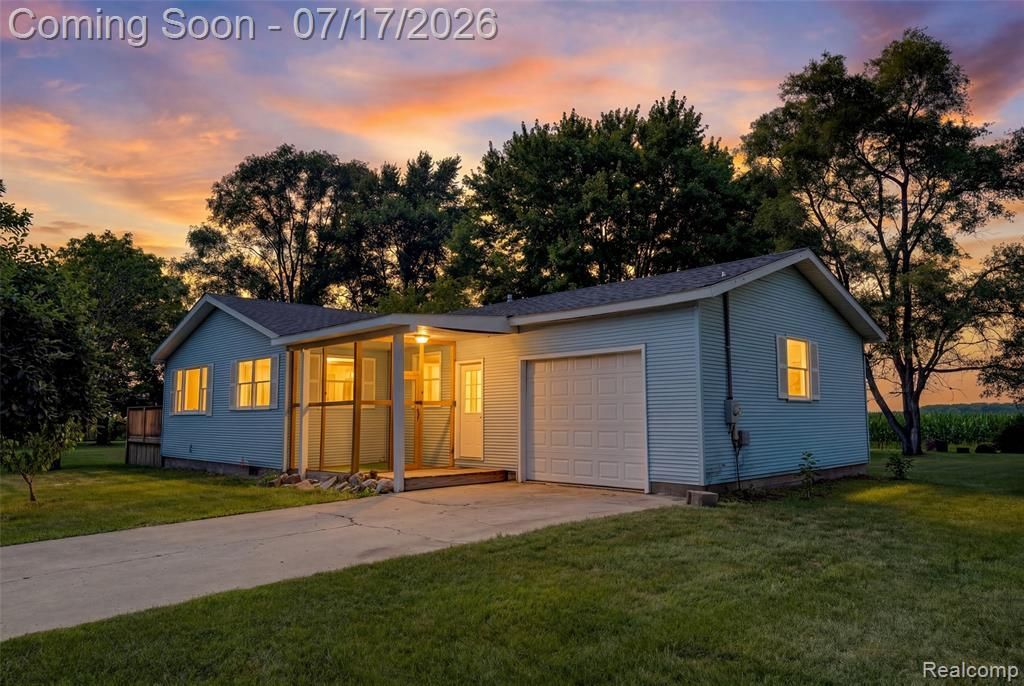 9204 Bray Road, Tuscola Township, MI 48746 Main Photo