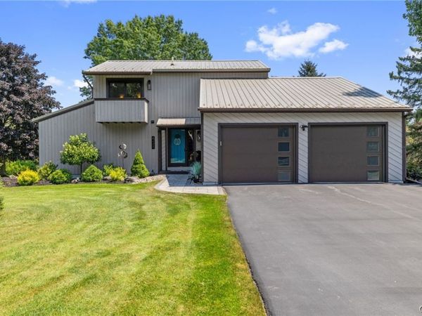 4424 Belleflower Circle, Syracuse, NY 13215