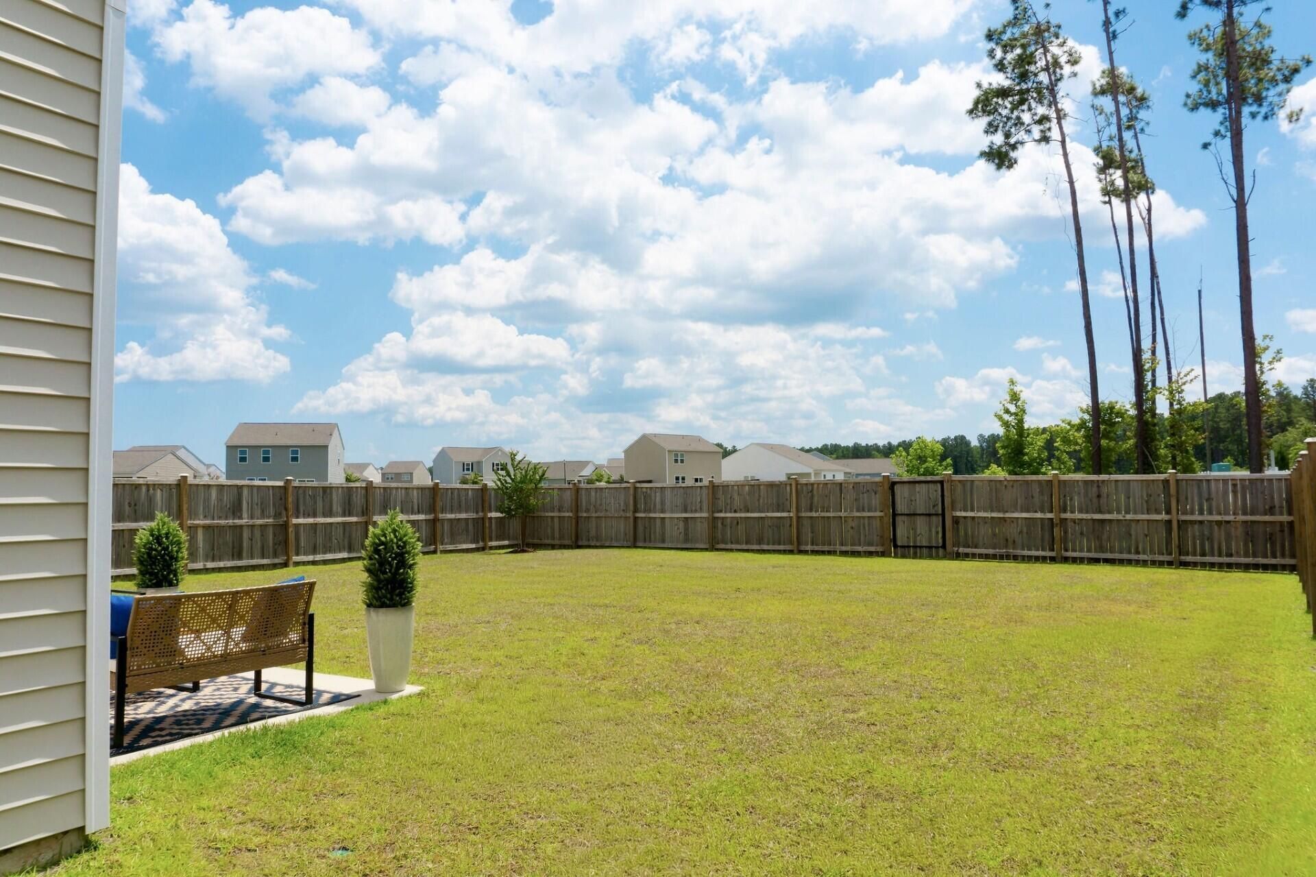 228 Phoenix Drive Photo 20