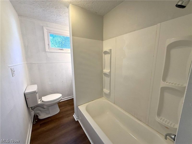 154 W Washington Street, Alliance, OH 44601 Photo 12