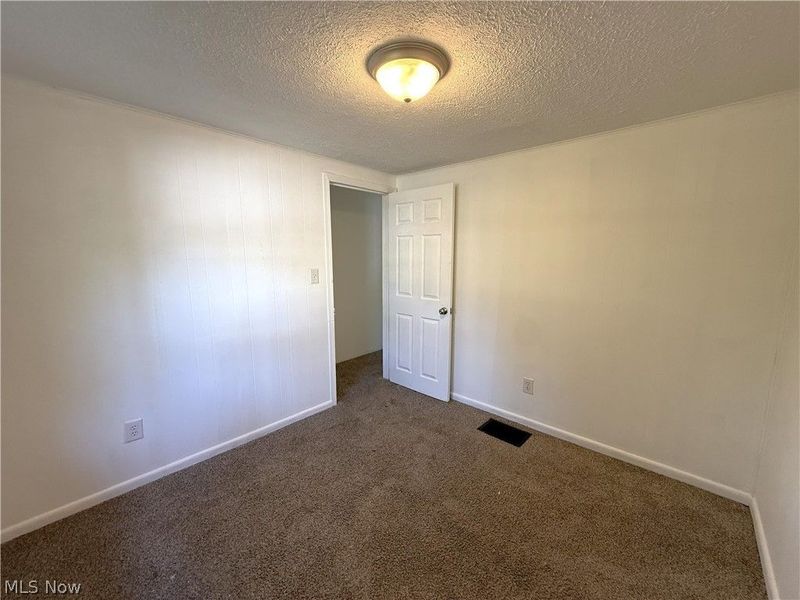 154 W Washington Street, Alliance, OH 44601 Photo 18