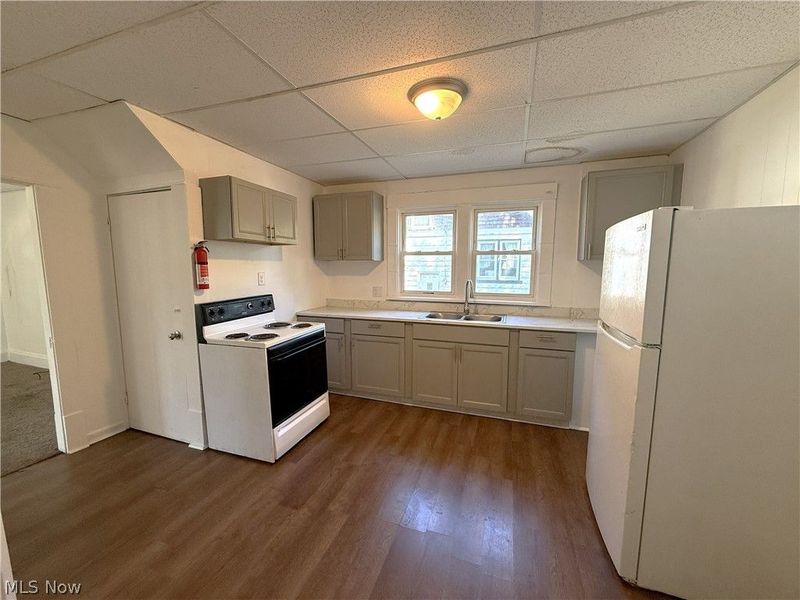 154 W Washington Street, Alliance, OH 44601 Photo 6