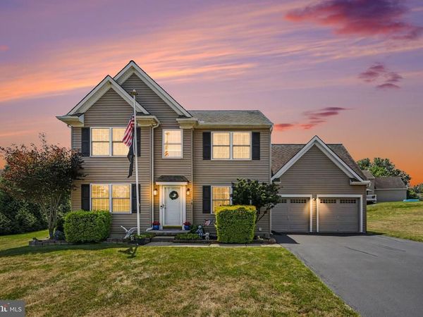 76 WATERFOWL WAY , ELIZABETHTOWN, PA 17022