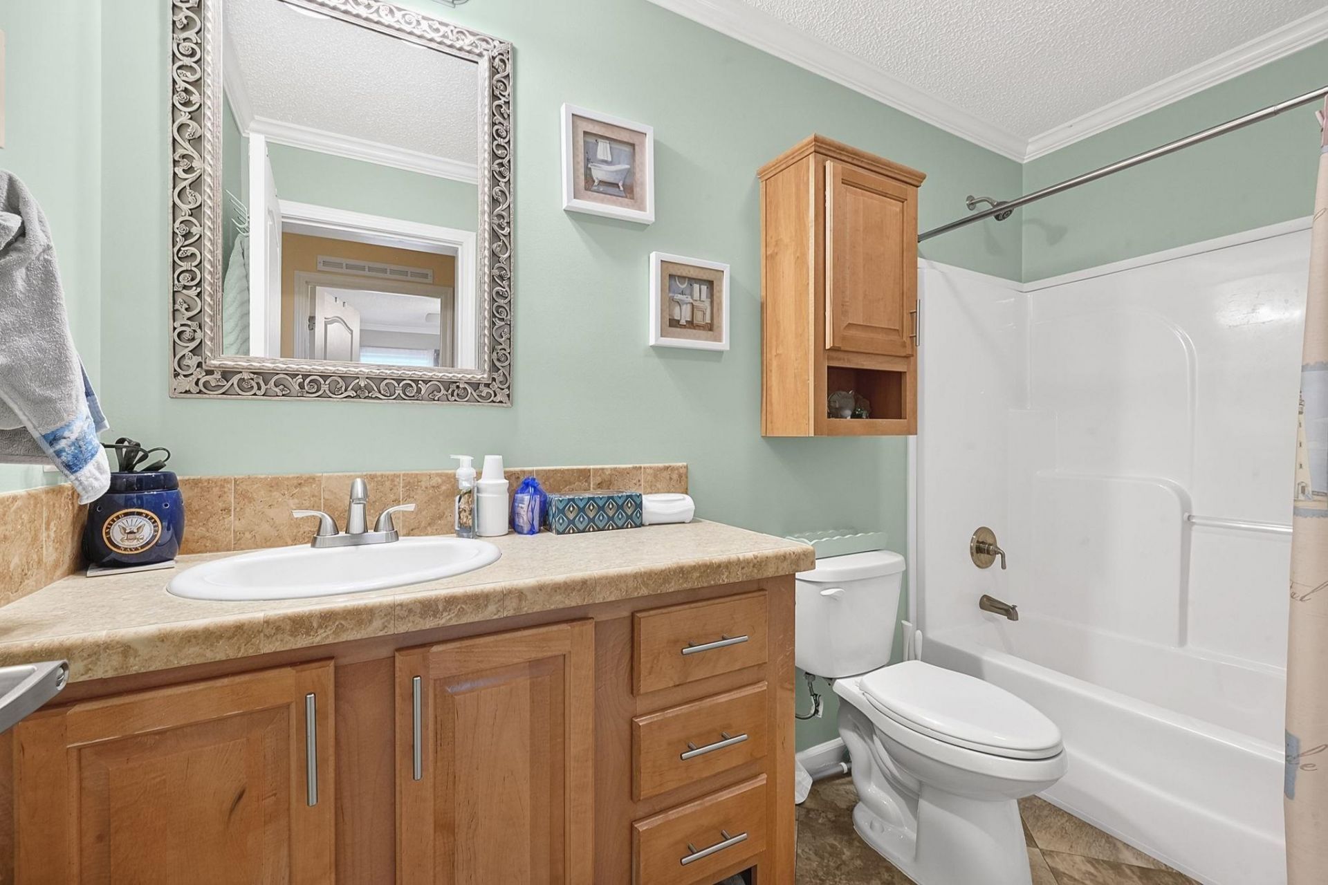 338 Lakeside Crossing Dr.  Photo 16