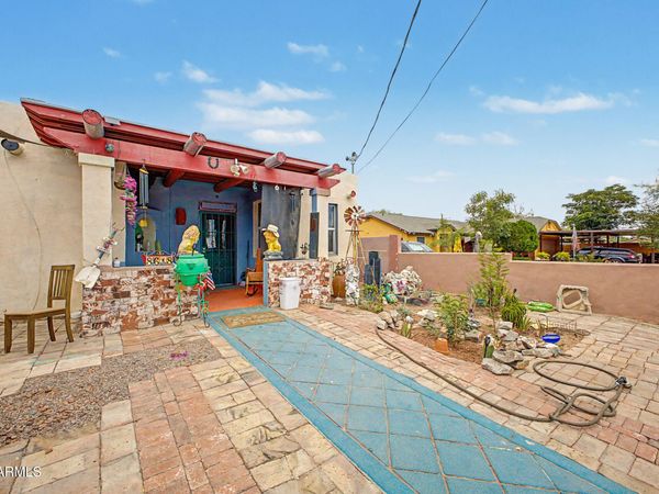 8618 S CALLE VAUO NAWI, Guadalupe, AZ 85283