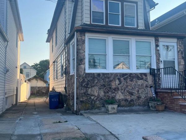 9324 207th Street , Queens Village, NY 11428
