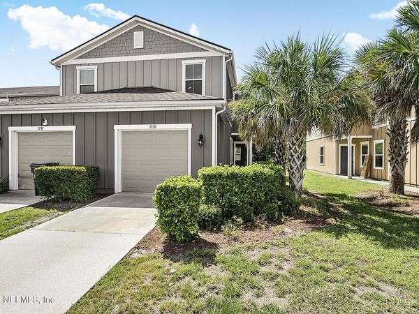 7739 LEGACY Trail, Jacksonville, FL 32256
