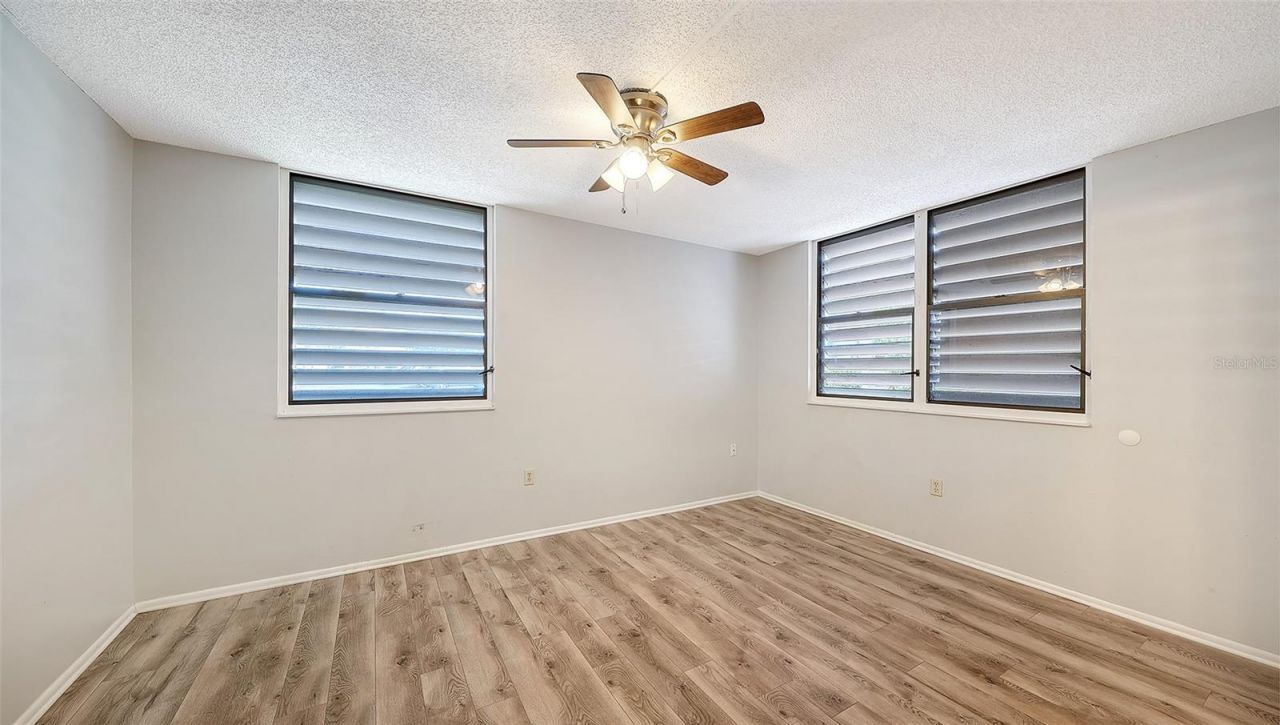 664 Woodlawn Drive, Bradenton, FL 34210 Photo