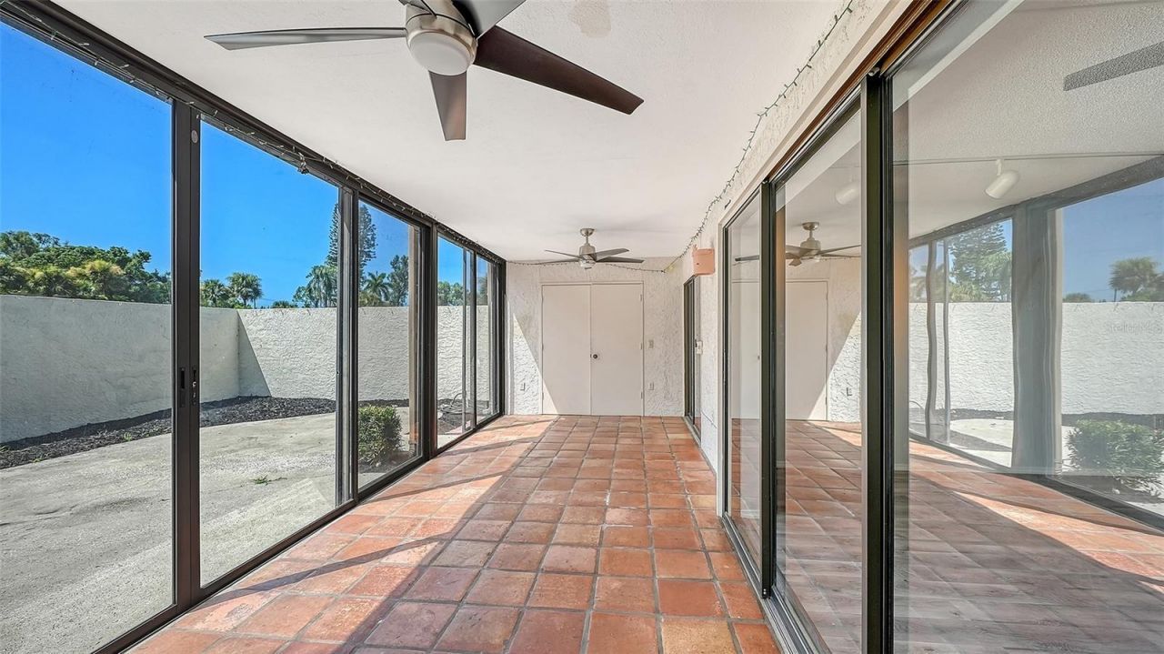 664 Woodlawn Drive, Bradenton, FL 34210 Photo