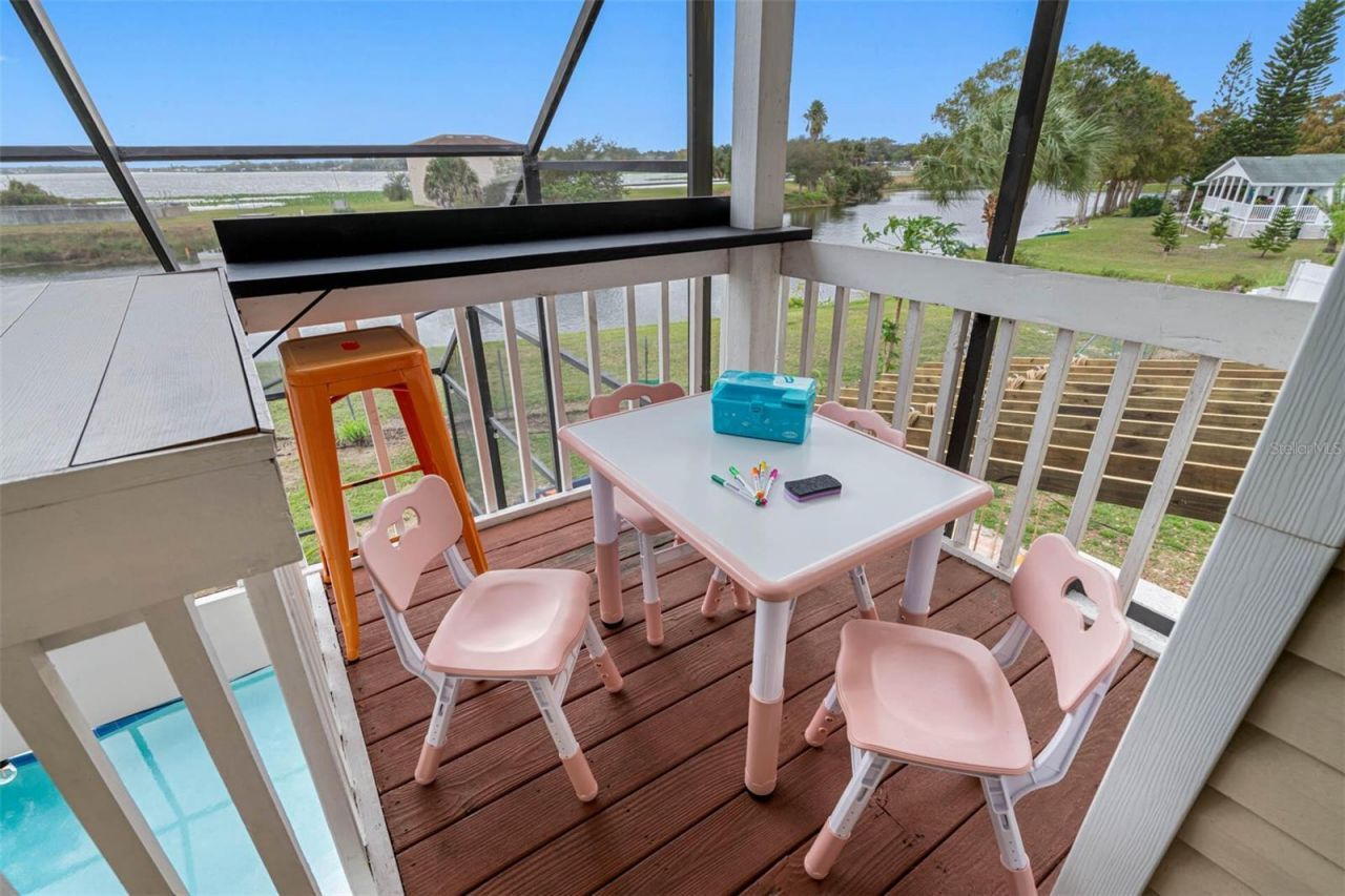 12692 Pineway Drive, Largo, FL 33773 Photo