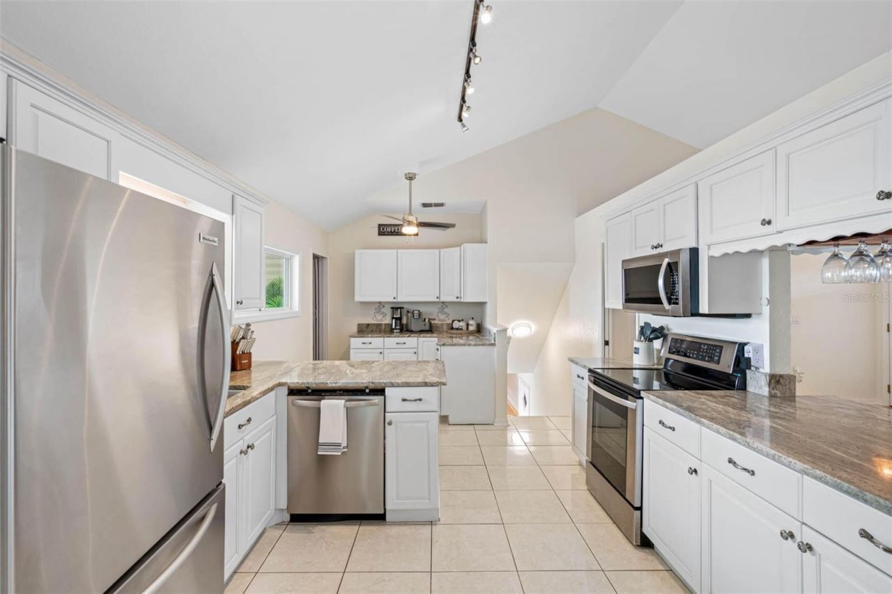12692 Pineway Drive, Largo, FL 33773 Photo