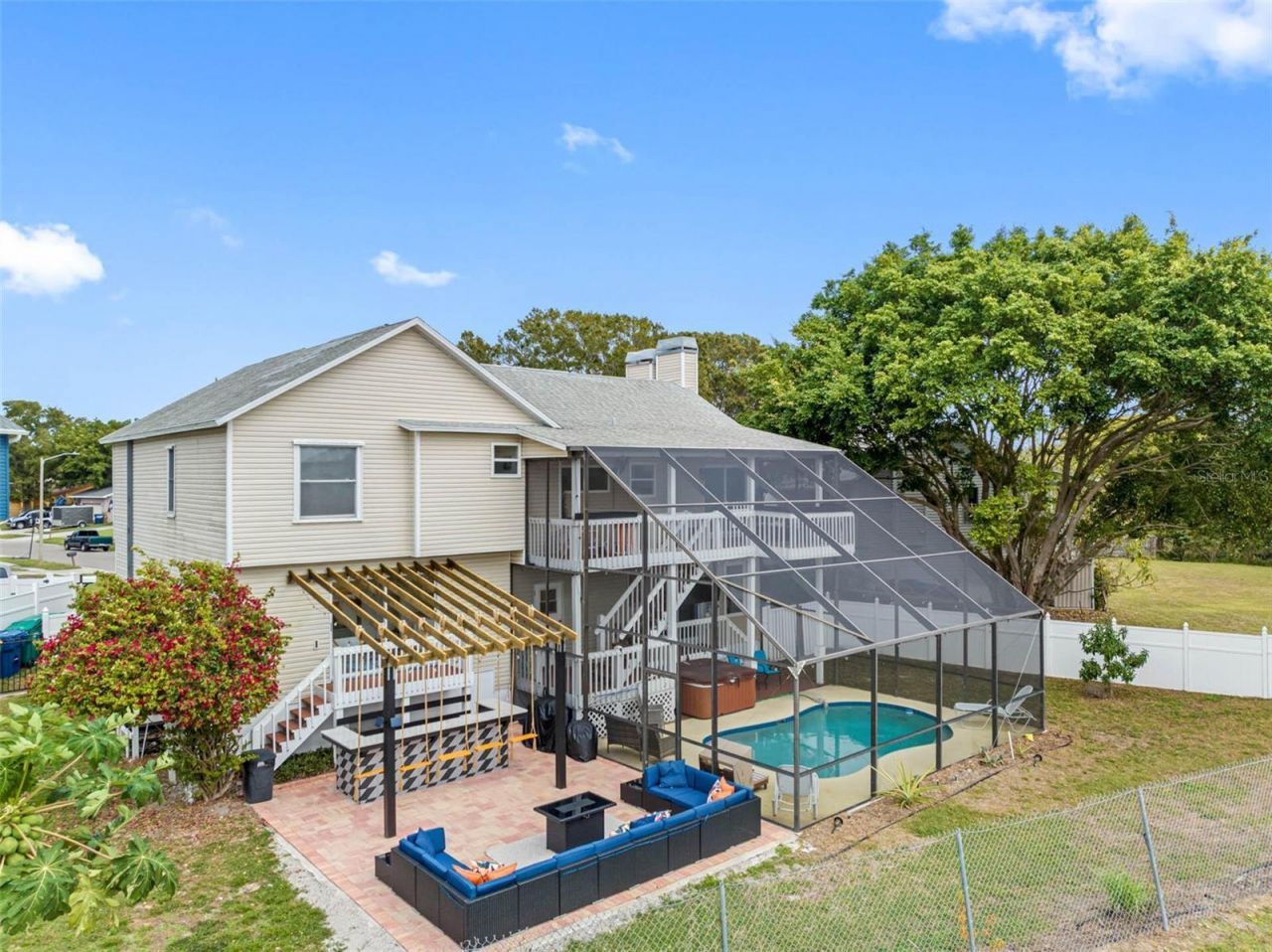 12692 Pineway Drive, Largo, FL 33773 Photo