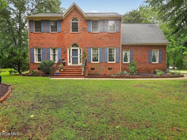 4001 Shinnecock Drive, New Bern, NC 28562