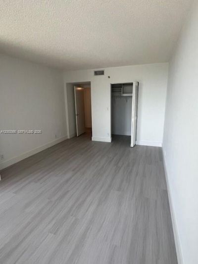 3600 Yacht Club Dr, Unit 504, Aventura, FL 33180 Photo