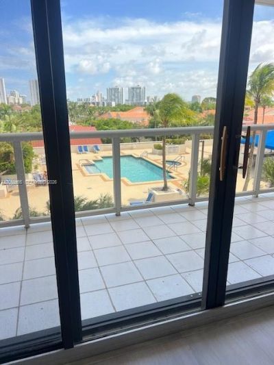 3600 Yacht Club Dr, Unit 504, Aventura, FL 33180 Photo