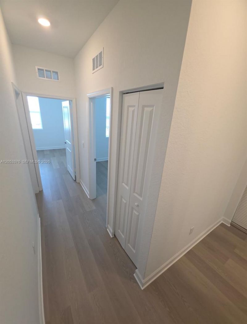 694 SE Lake Falls St , Port Saint Lucie, FL 34984 Photo