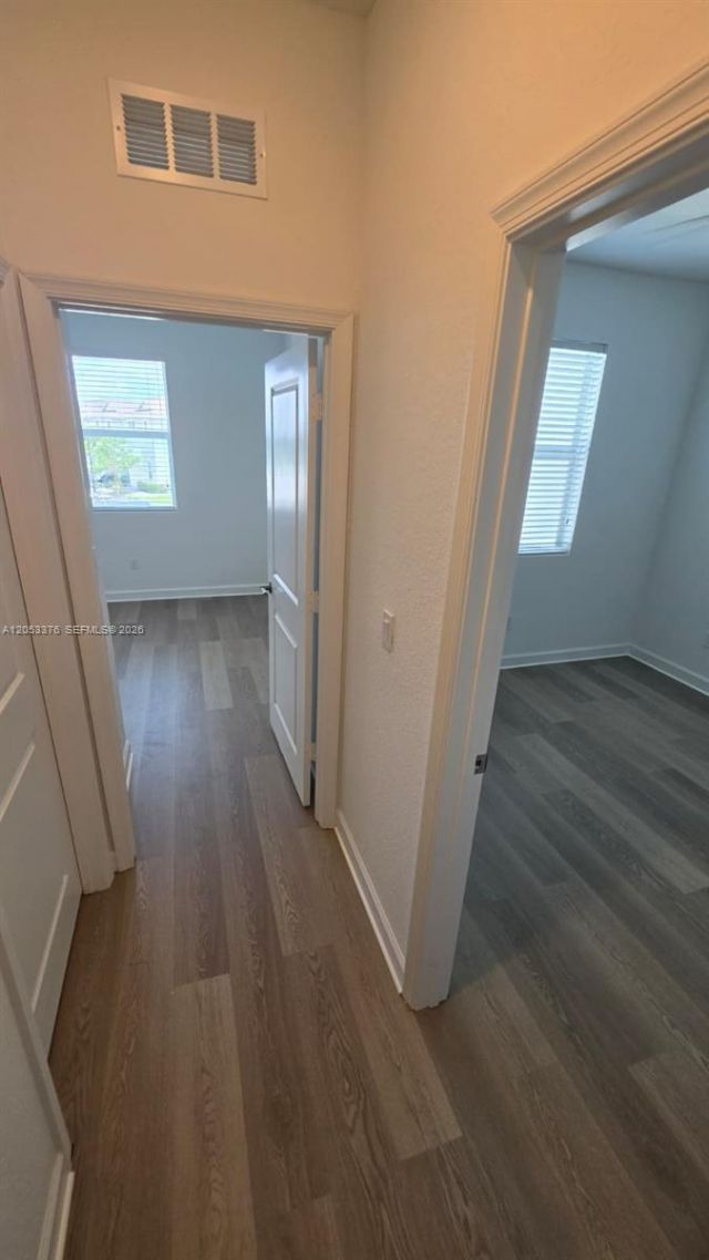 694 SE Lake Falls St , Port Saint Lucie, FL 34984 Photo