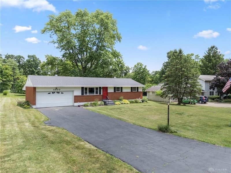 1800 Yalta Road, Beavercreek, OH 45432 Photo 2