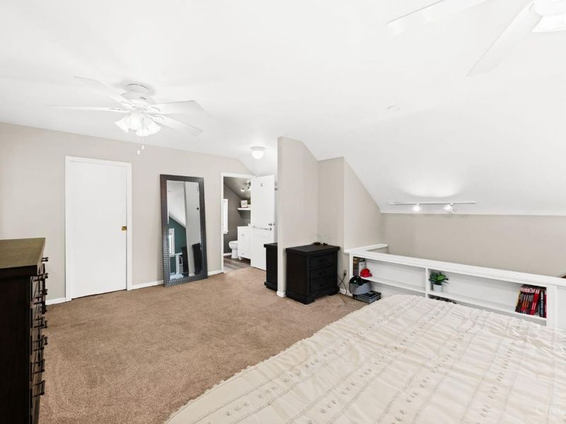 7833 Colton Lane, Deer Park, OH 45236 Photo 19