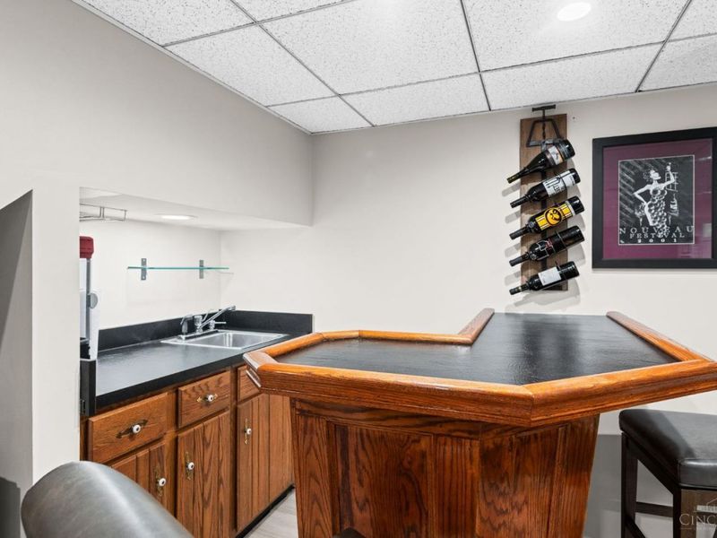 7833 Colton Lane, Deer Park, OH 45236 Photo 26