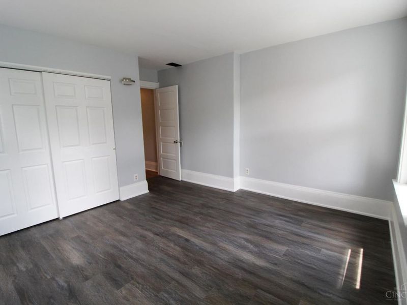 421 Hopkins Street, Cincinnati, OH 45203 Photo 18