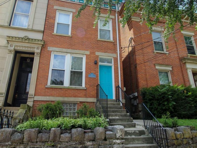 421 Hopkins Street, Cincinnati, OH 45203 Photo 2