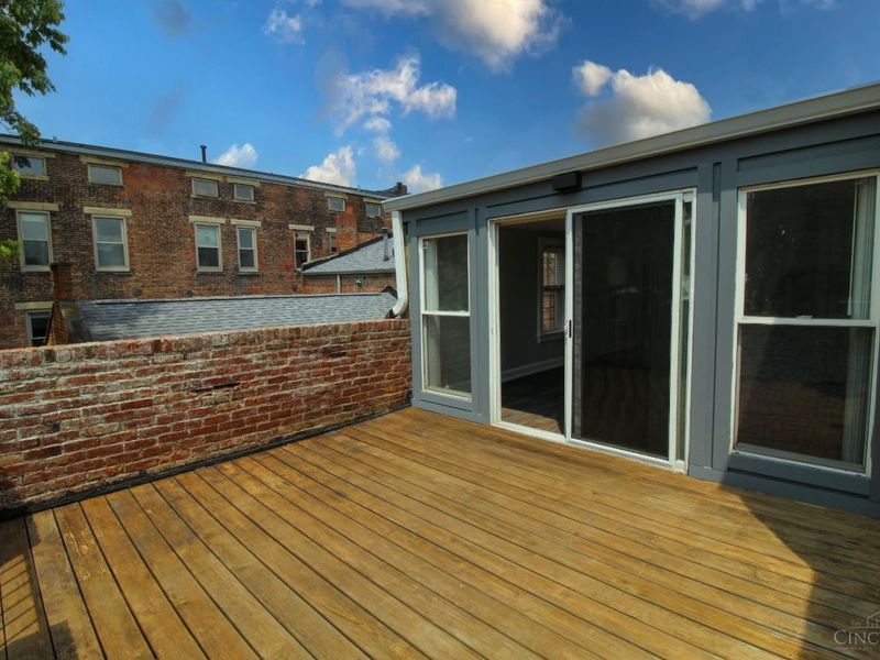 421 Hopkins Street, Cincinnati, OH 45203 Photo 26