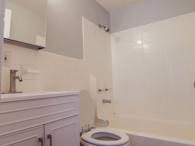 421 Hopkins Street, Cincinnati, OH 45203 Photo 36