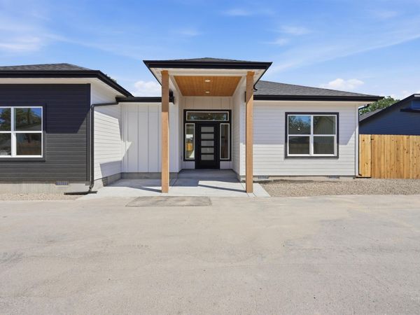 914 S Roosevelt St, Boise, ID 83705
