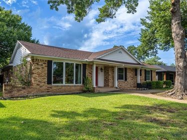 8419 Bocowood Drive, Dallas, TX 75228