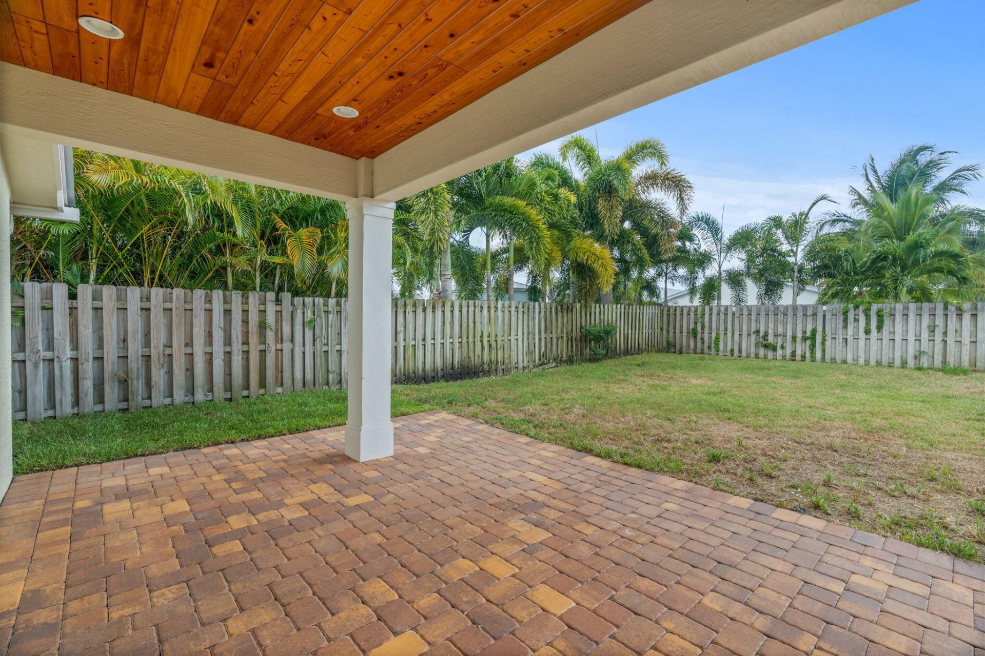 17735 Carver Avenue, Jupiter, FL 33458 Photo