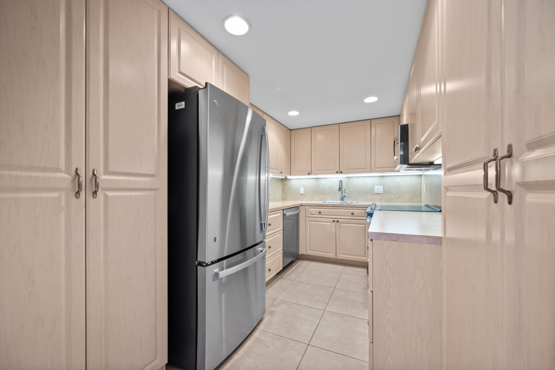 2773 S Ocean Boulevard, Unit 416, Palm Beach, FL 33480 Photo