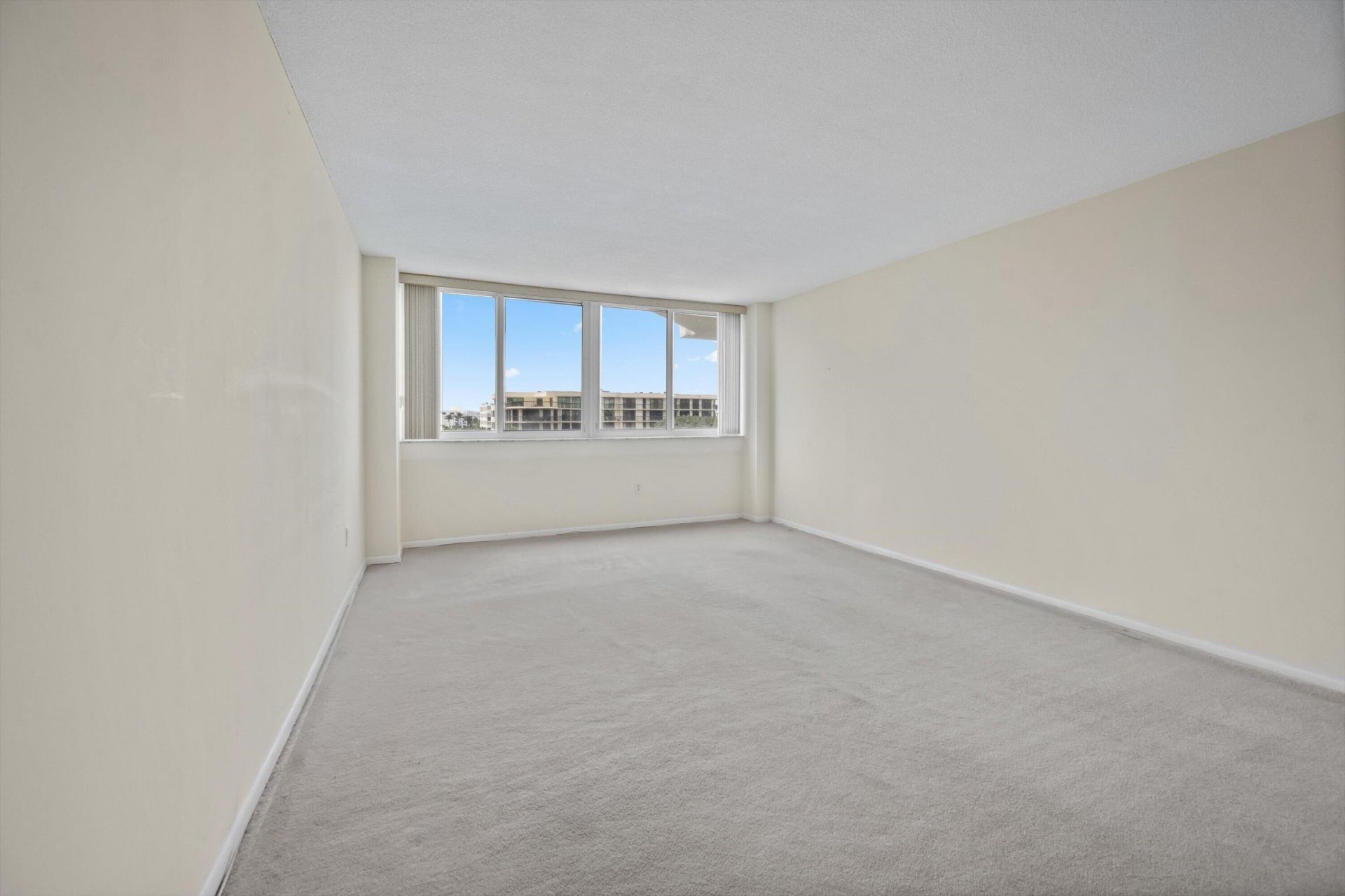 2773 S Ocean Boulevard, Unit 416, Palm Beach, FL 33480 Photo
