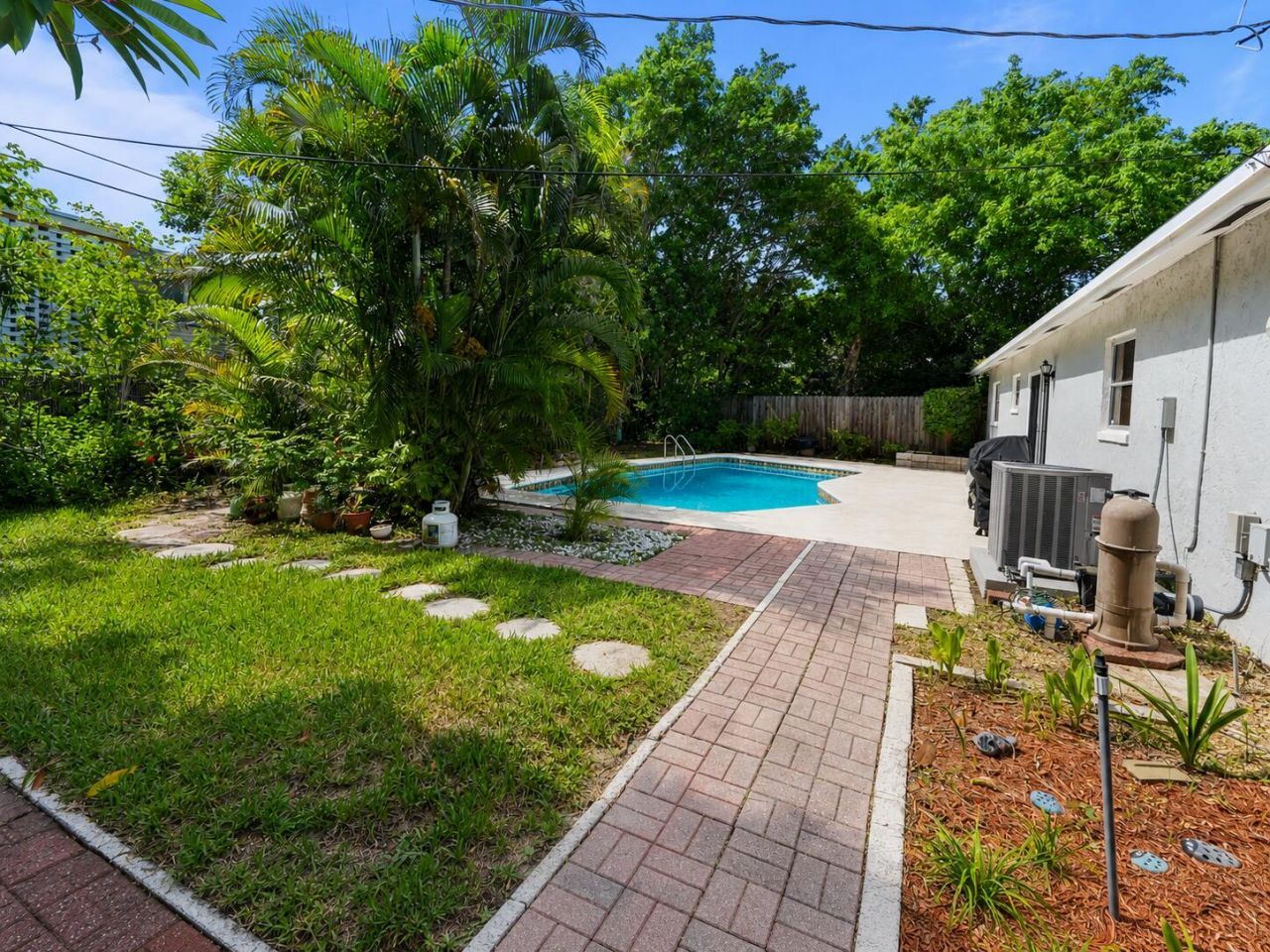 1515 Crescent Drive, Lake Park, FL 33403 Photo