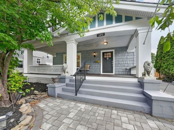 121 E Maple Ave, Bound Brook, NJ 08805