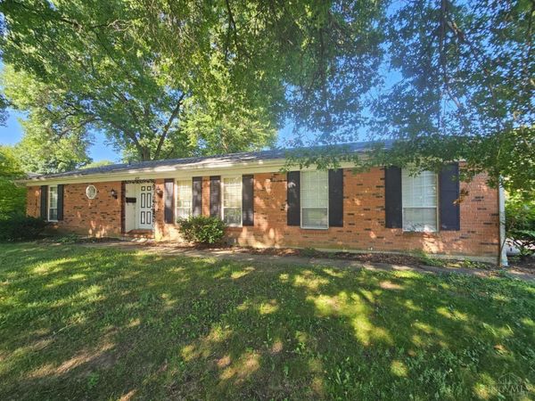 495 Sunaire Terrace, Delhi Twp, OH 45238
