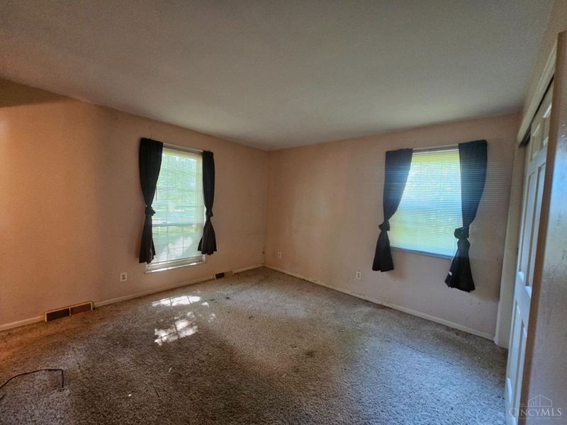 495 Sunaire Terrace, Delhi Twp, OH 45238 Photo 15