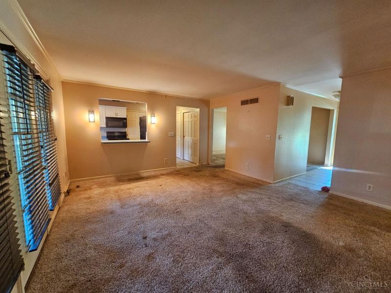 495 Sunaire Terrace, Delhi Twp, OH 45238 Photo 8