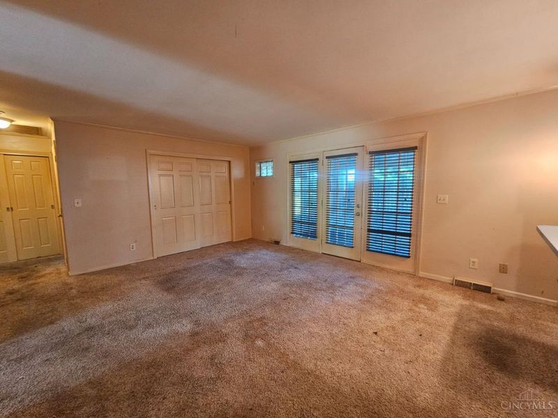 495 Sunaire Terrace, Delhi Twp, OH 45238 Photo 9