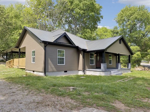 1200 Little St , Winchester, TN 37398