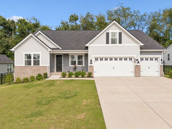 3020 Fernwood Ln , Columbia, TN 38401
