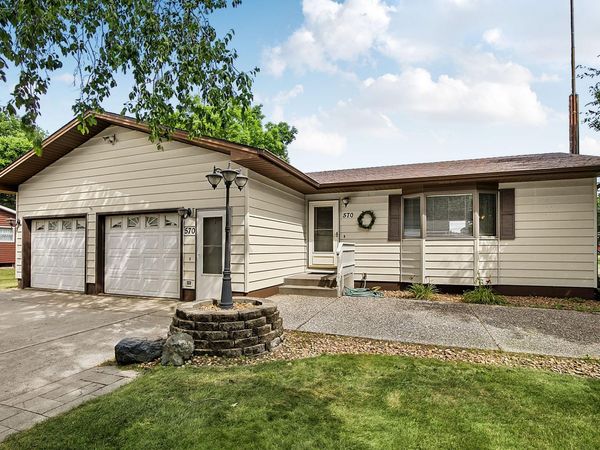 570 3rd Street NW, Richmond, MN 56368