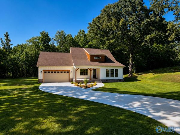 211 Majestic View Drive, Decherd, TN 37324