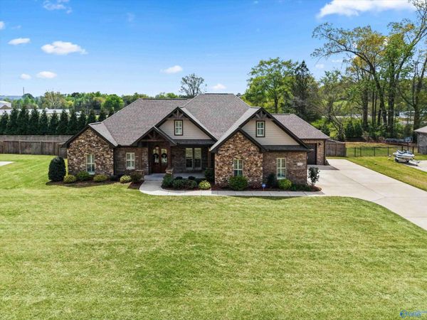 131 Natures Way, Guntersville, AL 35976