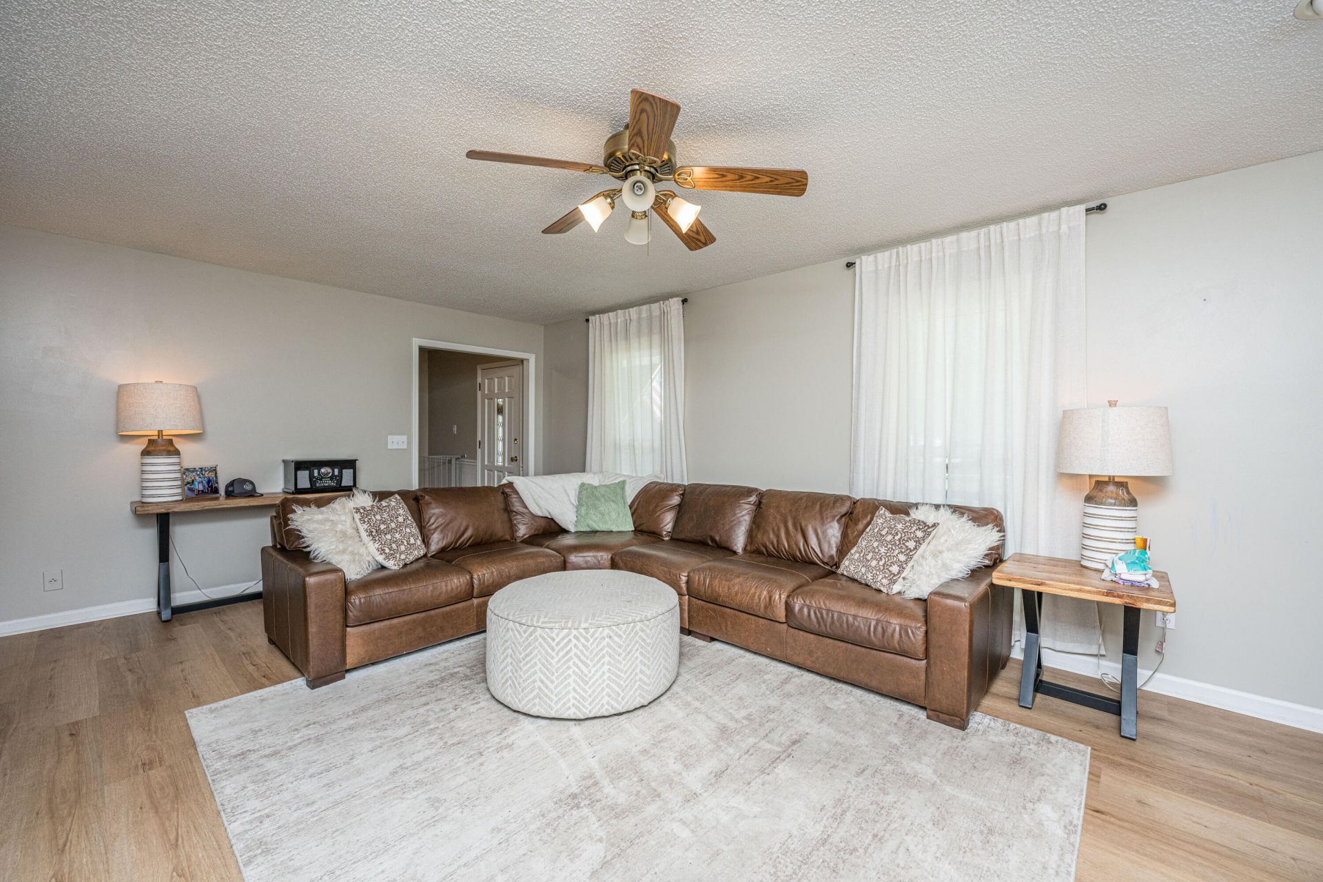 5424 Indigo Fields Boulevard Photo 4